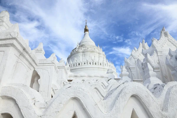 Templo de Hsinbyume paya — Fotografia de Stock