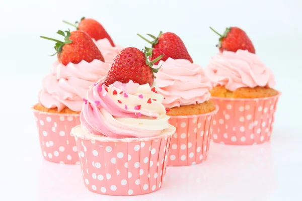 Deliciosos cupcakes —  Fotos de Stock