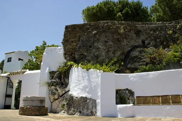 tipik beyaz Endülüs Köyü