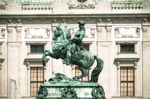 奥地利维也纳 青铜马术纪念碑尤金王子萨伏伊 雕塑家Anton Fenkorn — 图库照片