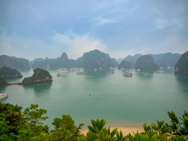 Vietnam Long Una Baia Nel Golfo Del Tonchino Nel Mar — Foto Stock