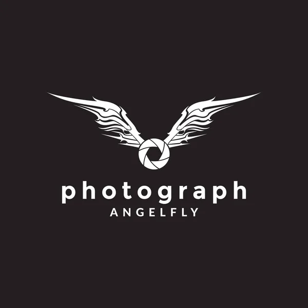 Camera Shutter Wings Logo Design Vector Graphic Symbol Icon Sign — Vetor de Stock