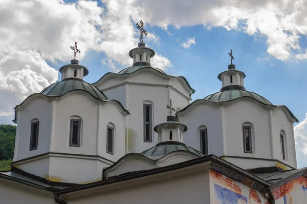 Ortodoxní kostel a klášter, st.joachim osogovski v Makedonii, kriva palanka — Stock fotografie