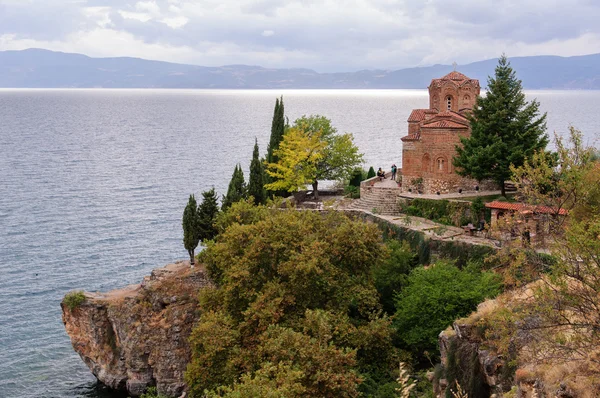 Ohrid, orthodoxe kerk van st john op kaneo — Stockfoto