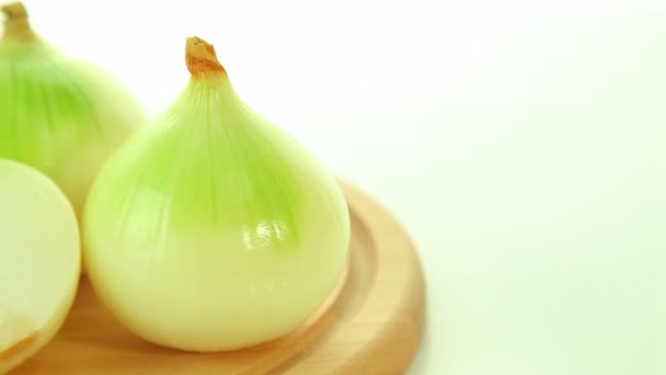 Beautiful onion on white background — Stock Video