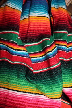 Cinco de mayo Meksika arka plan panço çizgili ve parlak renkler İspanyol geleneksel İspanyol kültür zanaat kumaş handwoven halı ile battaniye fiesta