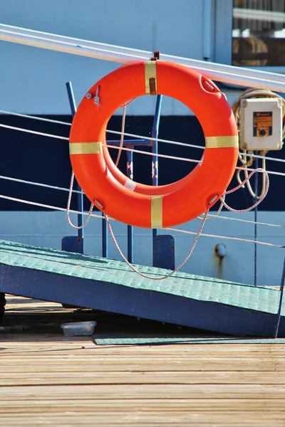 Safety ring on the ship — Stock Photo, Image