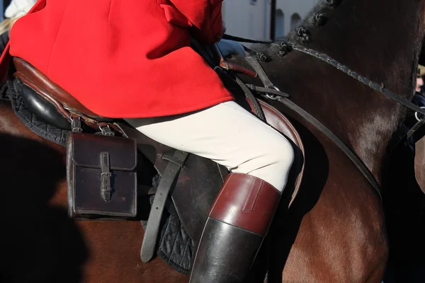 Huntsman ready for the fox hunt on horse — Stock Photo, Image