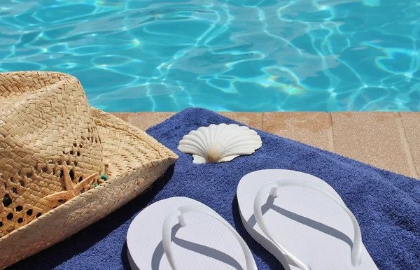 Poolside holiday scenic — Stock Photo, Image