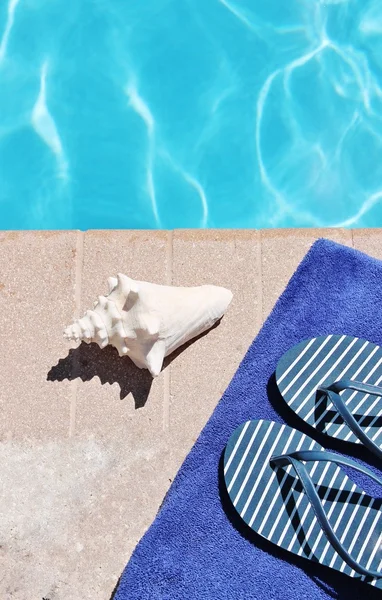 Férias na piscina cenário de férias — Fotografia de Stock