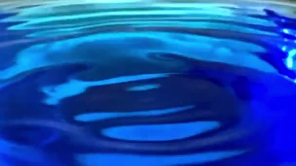 Повільний Рух Постріл Води Падіння Крапель Сплеск Падає Нерухомість Вода — стокове відео