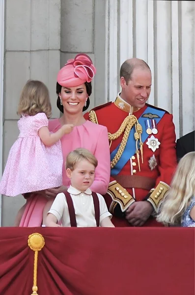 Ratu Elizabeth Keluarga Kerajaan Istana Buckingham London Juni 2017 Trooping — Stok Foto