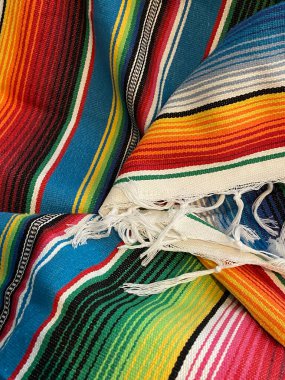 Meksika Cinco de Mayo Fiesta için panço serape Meksika arka planı. Ahşap fotokopi alanı deseni minimalist basit Meksika arka planı. Stok fotoğrafı.,