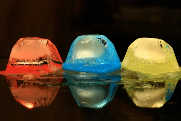 renkli buz parçaları