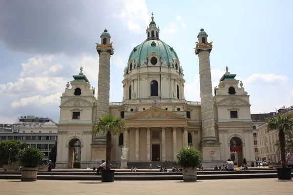 Karlskirche kerkBorromeo'nun Kilisesi