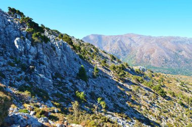 Omalos 'taki Beyaz Dağlar manzarası. Girit Adası, Yunanistan