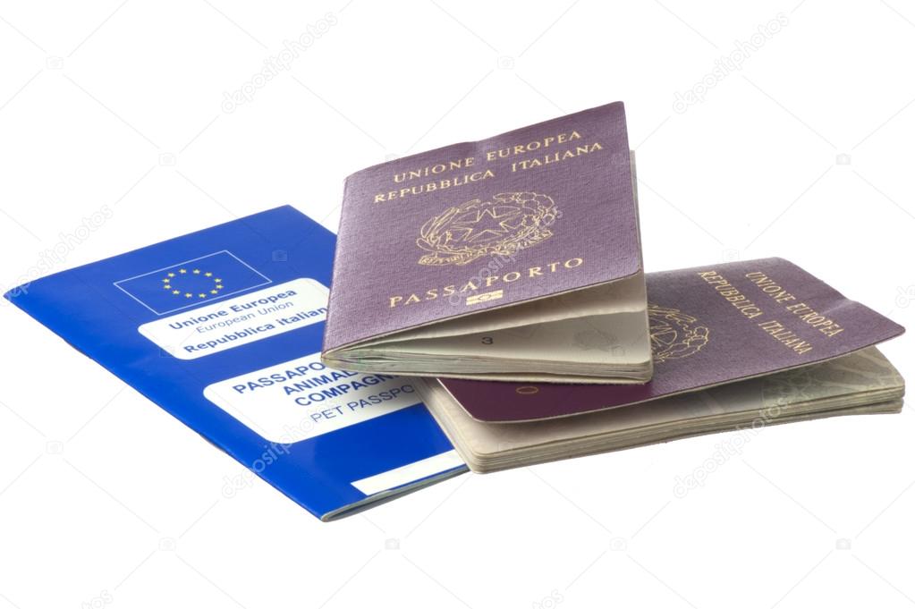 Italian passport and pets passport