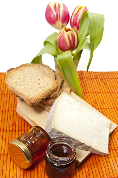 Cheese and honey — Stock Photo, Image