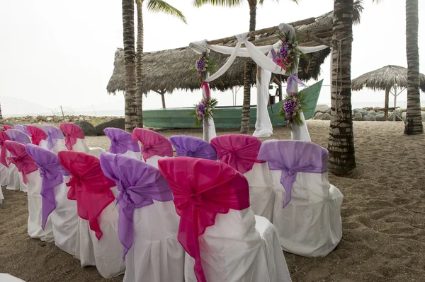 在厄瓜多尔海滩婚礼 — 图库照片