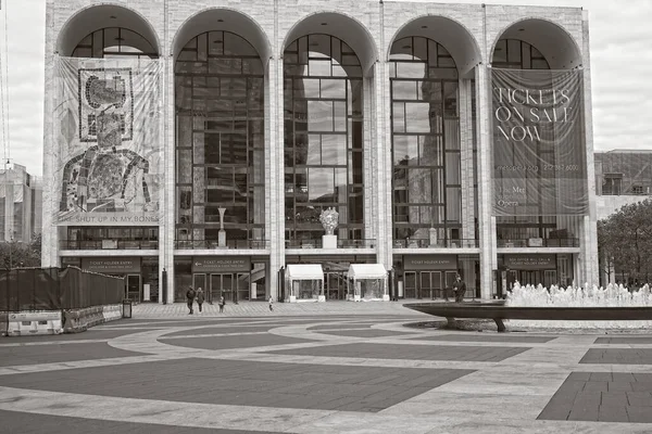 New York Usa Jan 2022 Vooraanzicht Metropolitan Opera House Toont — Stockfoto