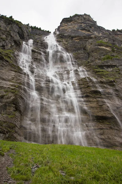Vattenfall Lauterbrunnen Schweiziska Alperna Bernese Oberland — Stockfoto