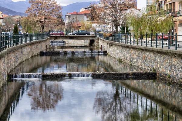 The river of Florina, a popular winter destination in northern Greece, on an overcast day — Stock Photo, Image