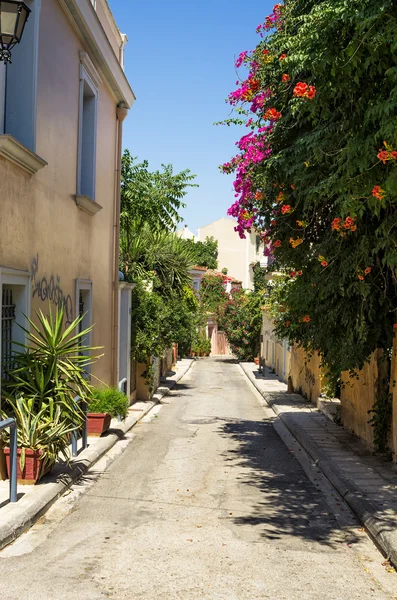 Et nabolag i Plaka-området, Athen, Hellas – stockfoto