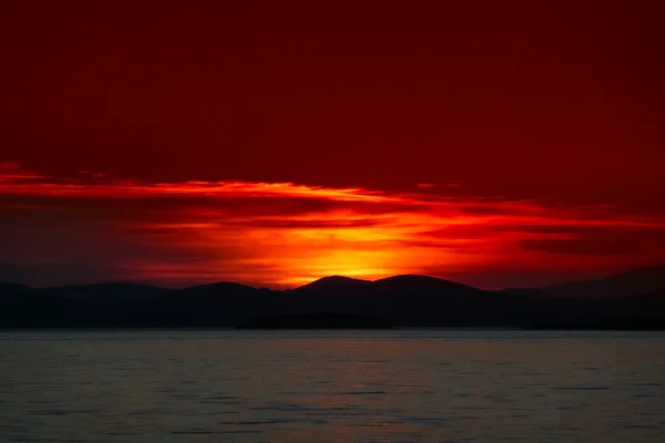 Pôr do sol em Piraeus, Grecia — Fotografia de Stock
