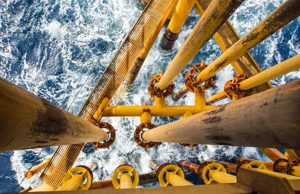 Offshore Boor Gele Olie Gas Productie Aardoliepijpleiding — Stockfoto