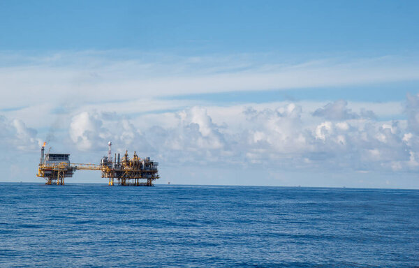 Oil and Gas production process flatform on offshore