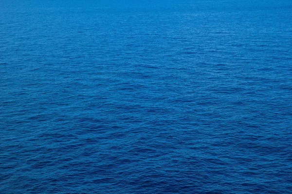 Море Фоні Блакитного Неба — стокове фото
