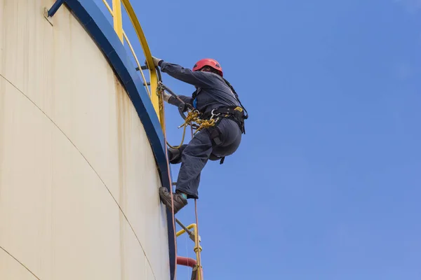 Controllo Dell Accesso Alla Fune Dei Lavoratori Nell Industria Petrolifera — Foto Stock