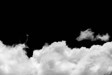 Beyaz bulut, kabarık doku, soyut, siyah arkaplanda izole.