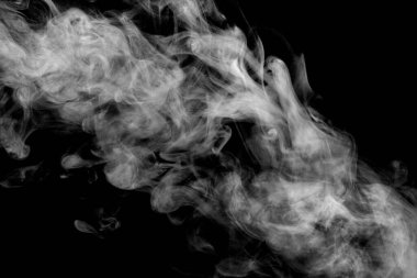 Siyah arka planda beyaz duman, soyut toz, su spreyi, duman efekti ekle