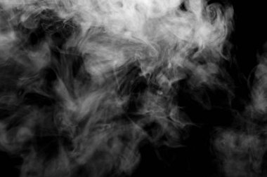 Siyah arka planda beyaz duman, soyut toz, su spreyi, duman efekti ekle