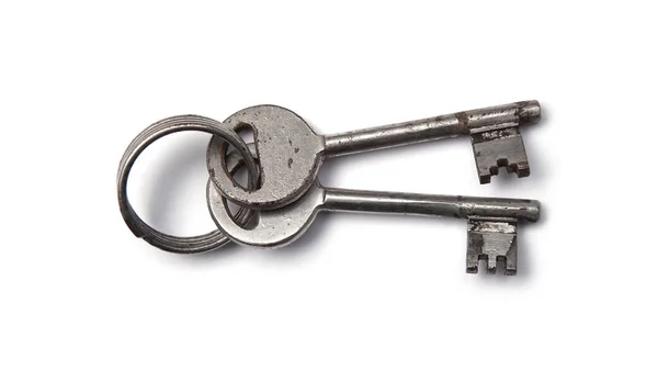 Beyaz arkaplanda izole edilmiş eski anahtar