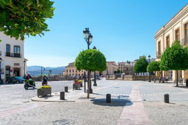 Ronda, Tagus nehrinin geçtiği derin bir boğazda yer almaktadır. Malaga. Endülüs. İspanya. Avrupa. 18 Temmuz 2021