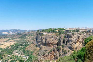 Ronda, Tagus nehrinin geçtiği derin bir boğazda yer almaktadır. Malaga. Endülüs. İspanya. Avrupa. 18 Temmuz 2021
