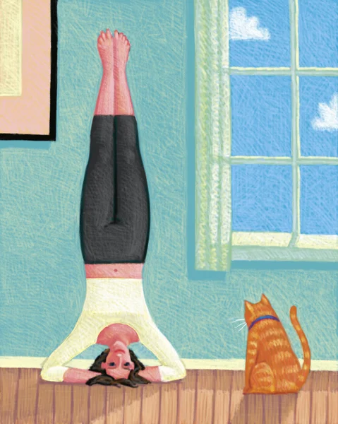 Femme faisant du yoga avec chat — Photo