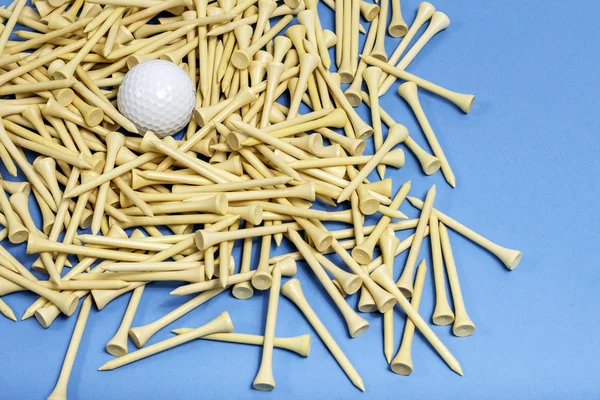 Golf Tees and Ball — Stock Photo, Image