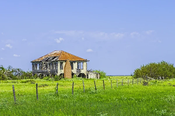 Casa abbandonata — Foto Stock