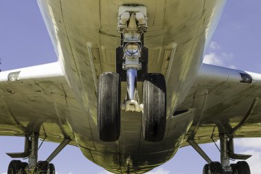 ticari uçak altında görünümü