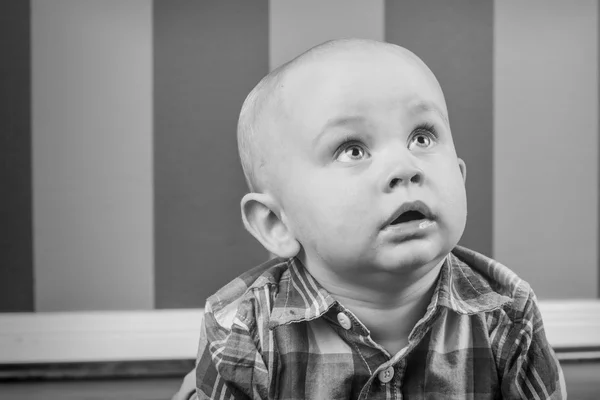 Toddler Boy Looking Away — Stock Photo, Image