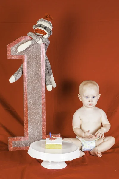 Birthday Boy Eating Cake — Stock Photo, Image