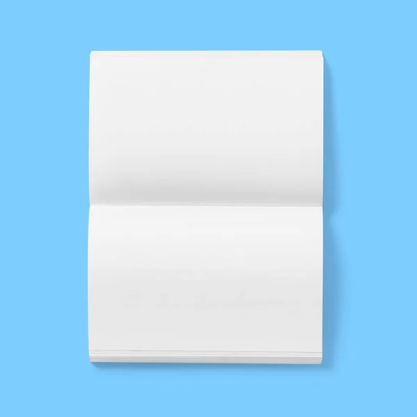 学校のコンセプトに戻る ハードカバー空白の白い本の真ん中のページは青に孤立開きます — ストック写真