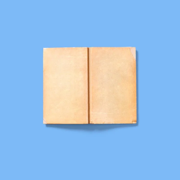 Capa Livro Macia Cabeça Para Baixo Aberta Isolada Fundo Azul — Fotografia de Stock