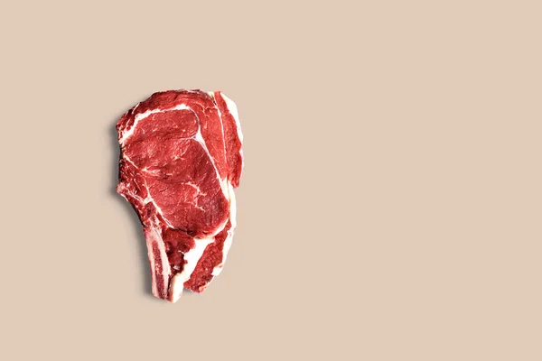 Tölts Még Friss Nyers Marhahúst Elszigetelve Fehérektől Alkalmas Tervezési Elem — Stock Fotó