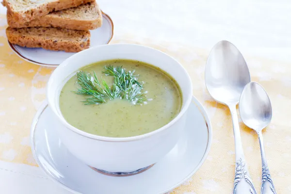 Broccoli green fresh cream soup — Stock Photo, Image