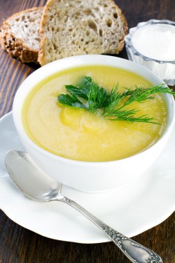 kremalı balkabağı çorbası
