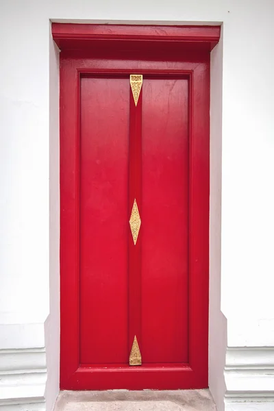 寺院でタイの扉を閉じる — ストック写真